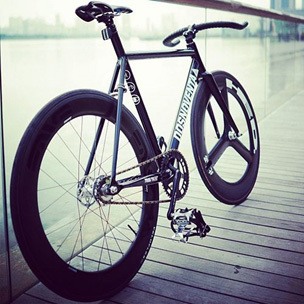 Biciclete fixe gear fara frane